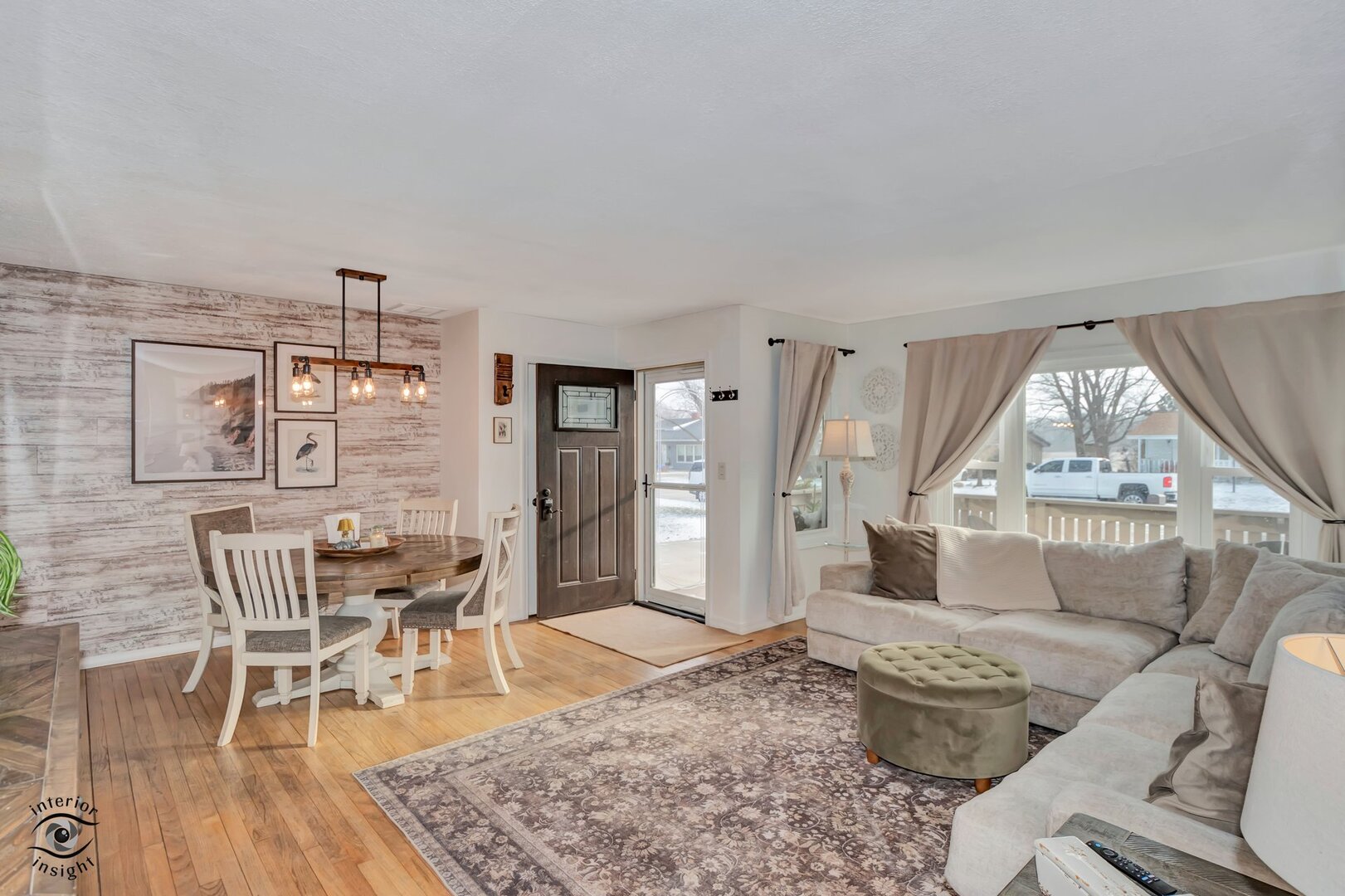 4214 W Josephine Drive