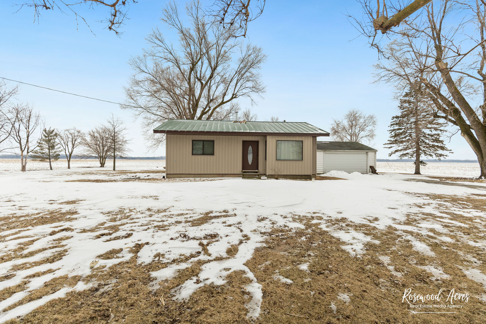 2373 E 3300 N Road