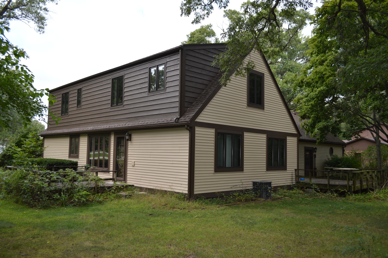 1701 Woodcrest Drive