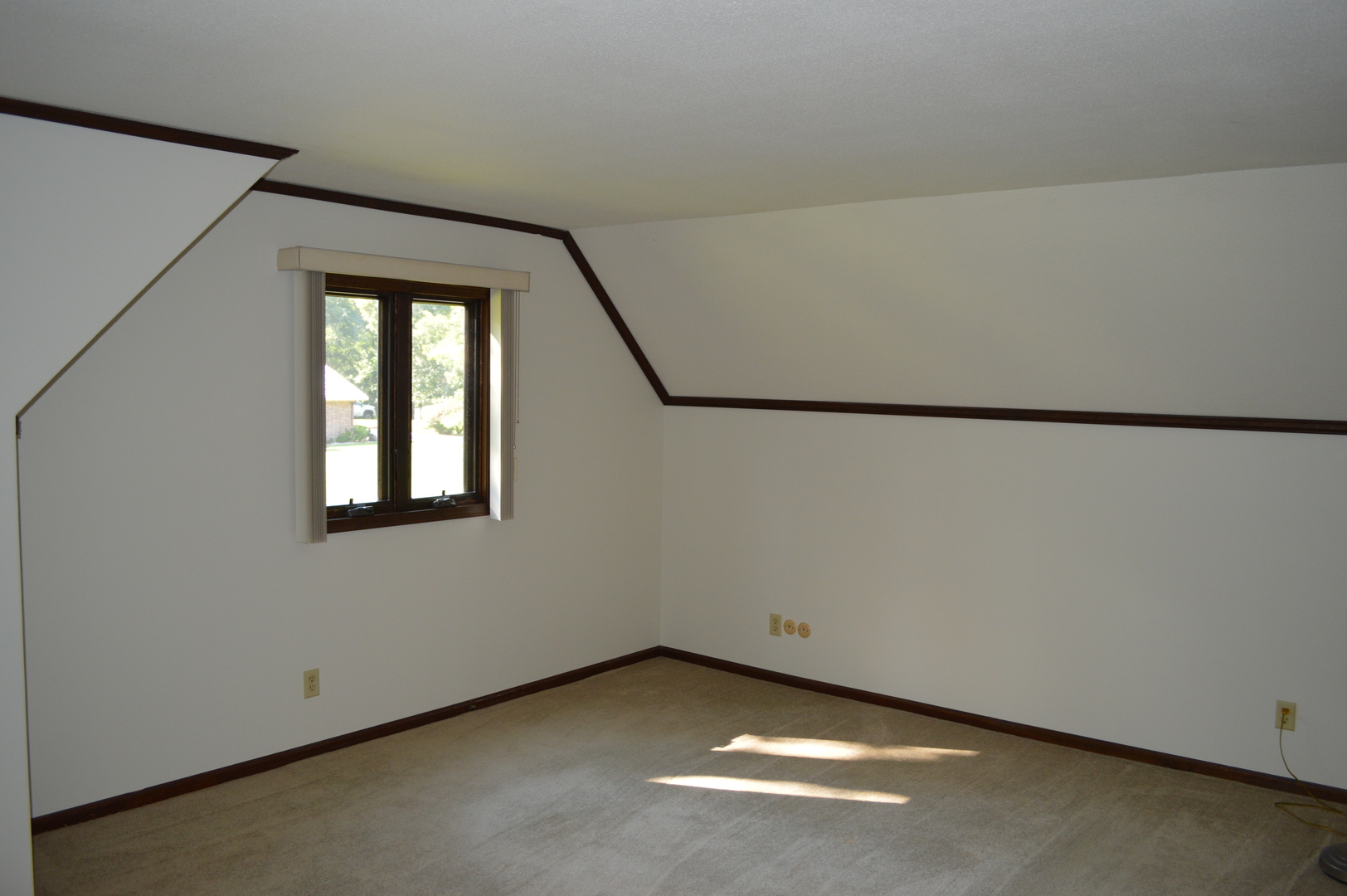 1701 Woodcrest Drive
