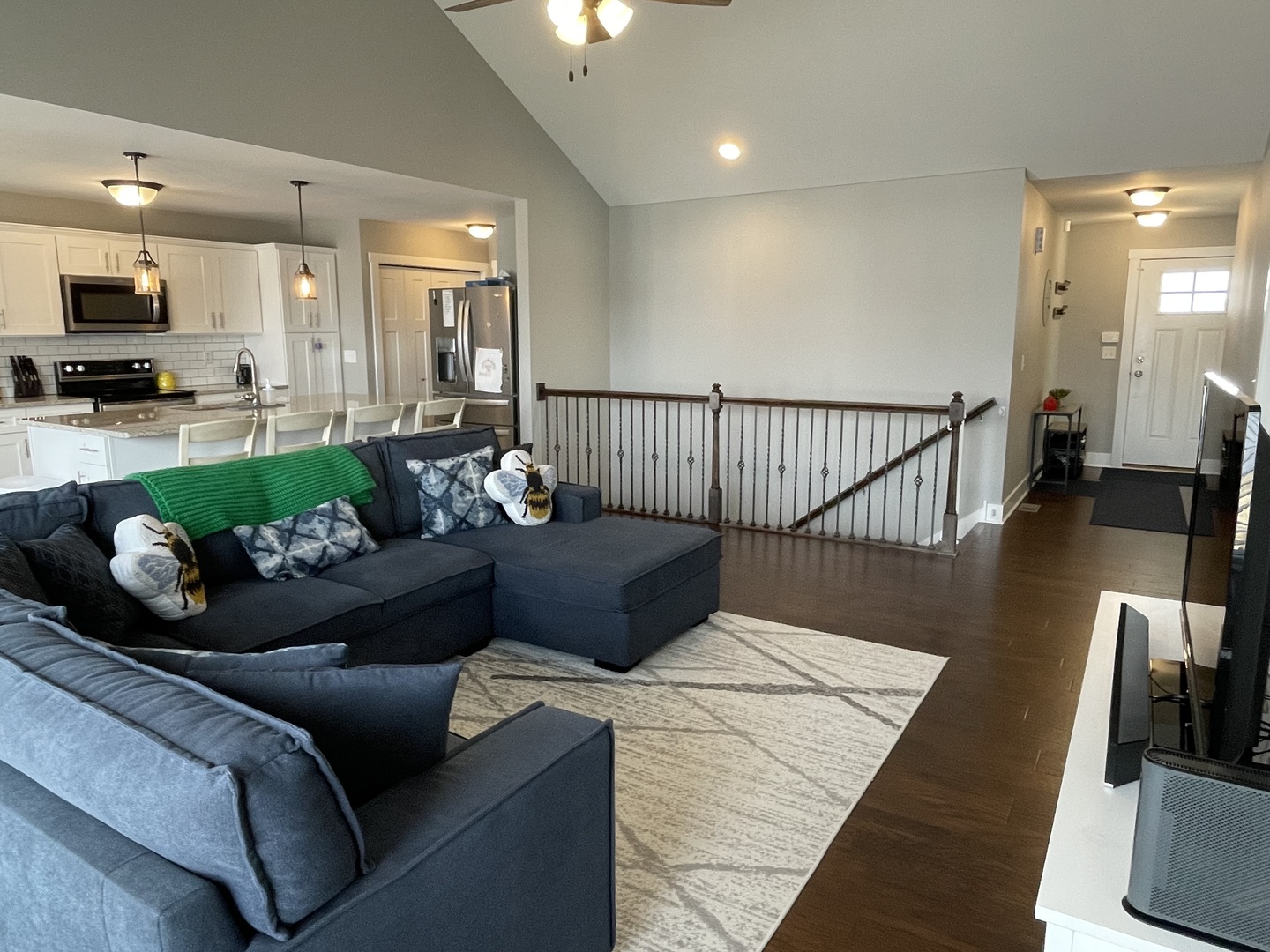 6064 Park View Drive