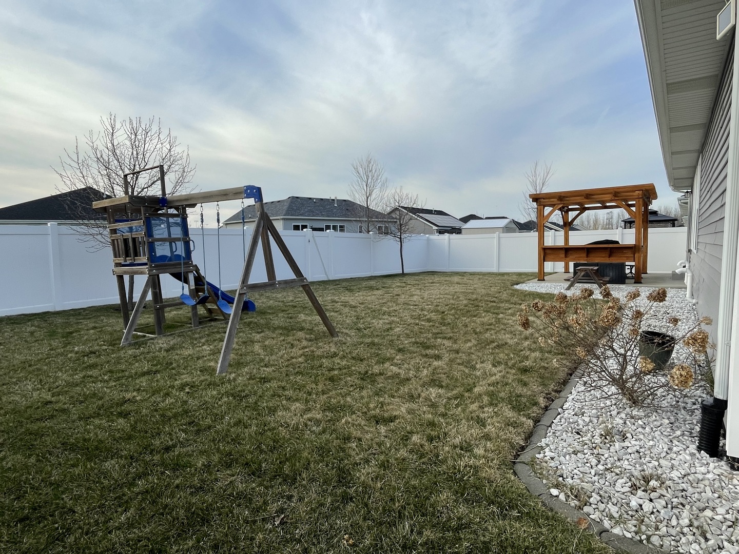 6064 Park View Drive
