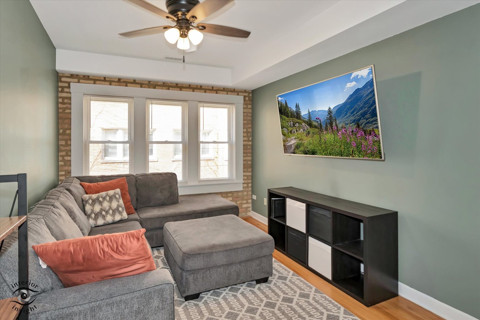 2537 Prairie Avenue Unit: 2E