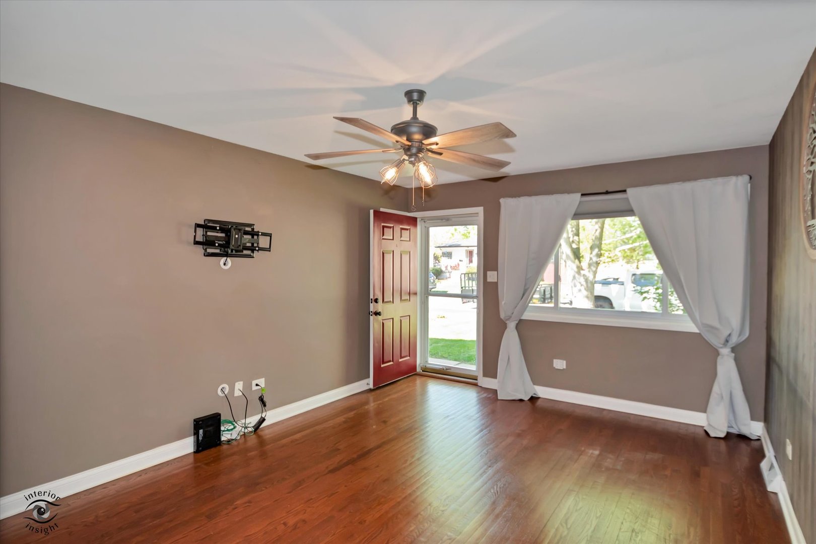 14445 Kildare Avenue