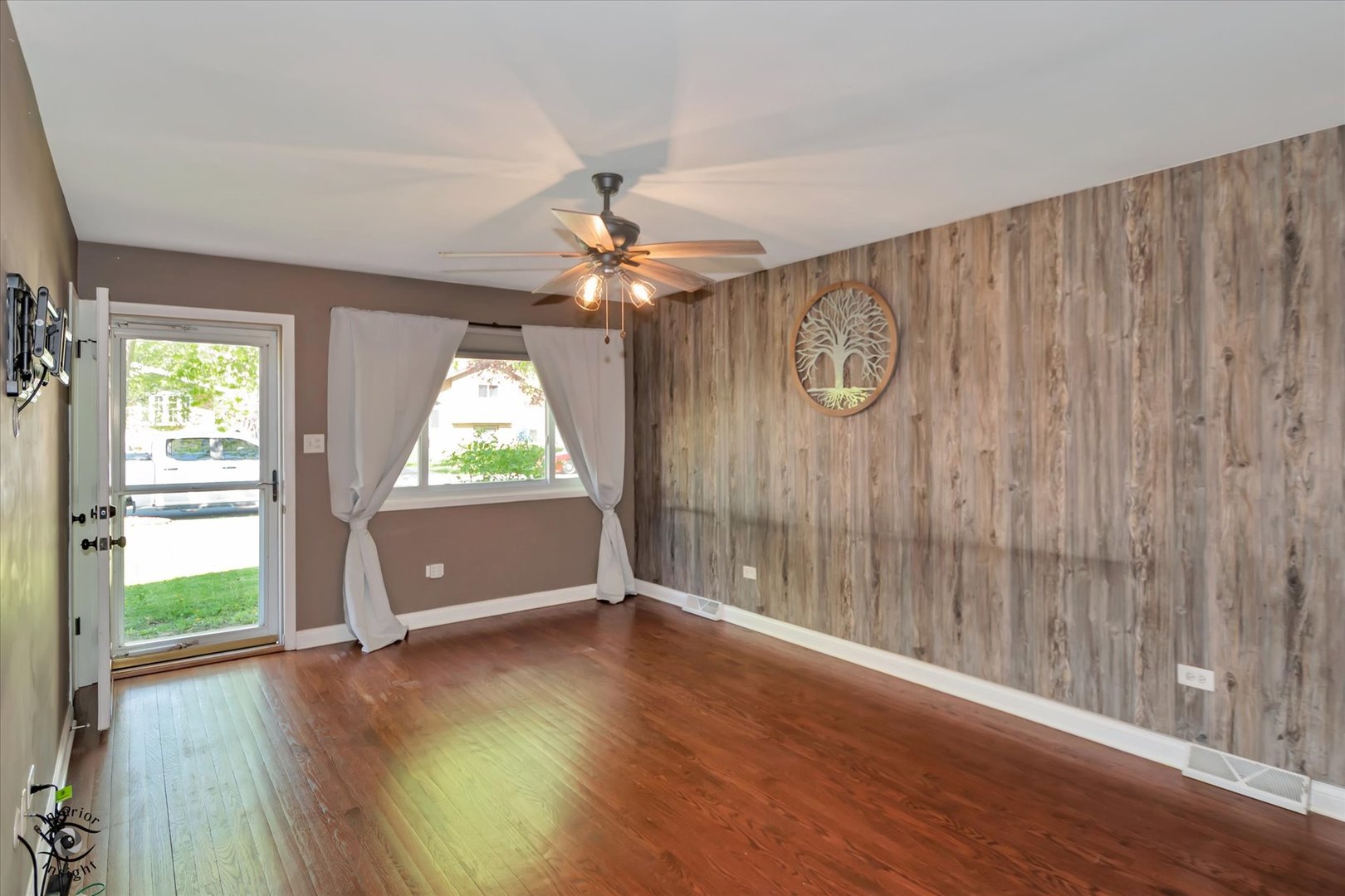 14445 Kildare Avenue