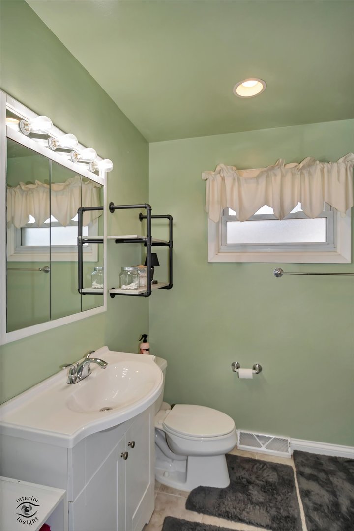 14445 Kildare Avenue