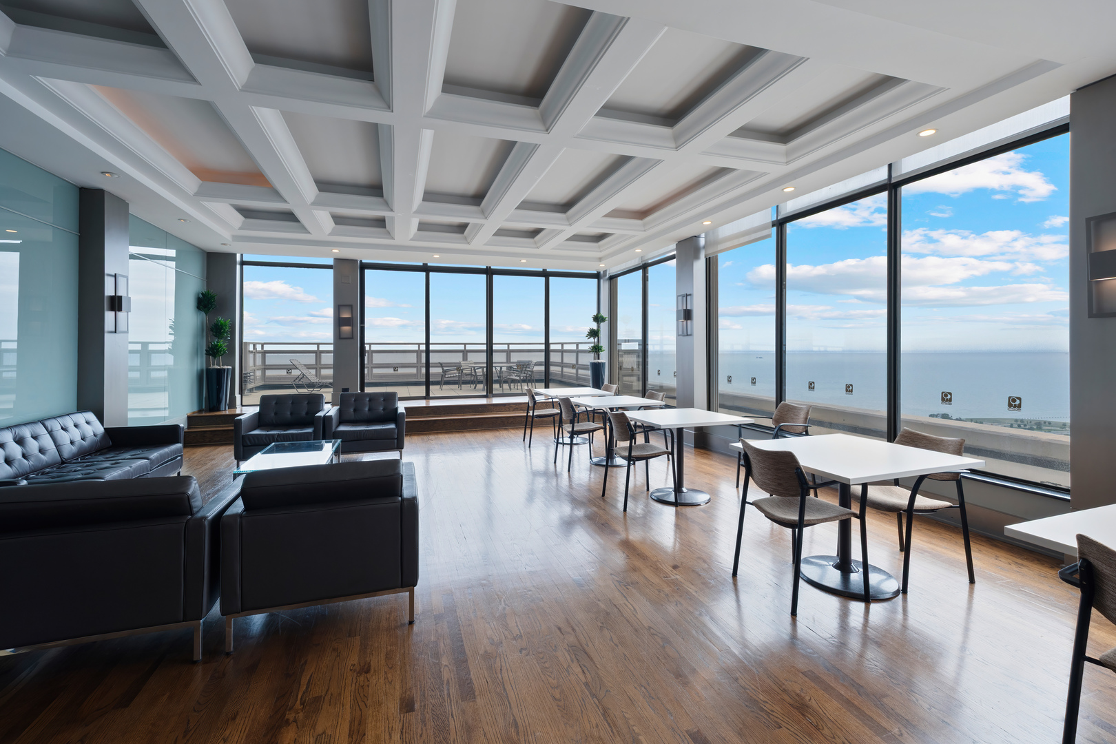 2650 N LAKEVIEW Avenue Unit: 1201