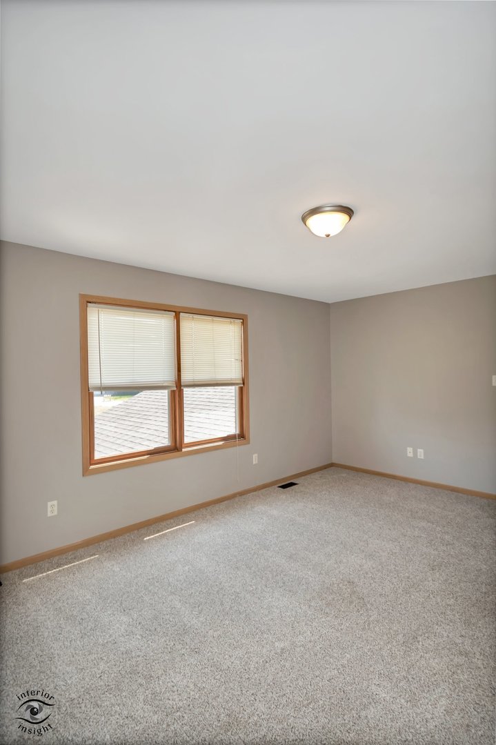 1519 Girard Avenue Unit: 6