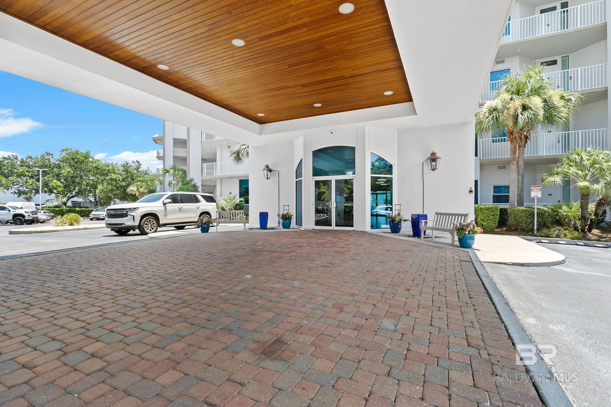 27800 Canal Road 402