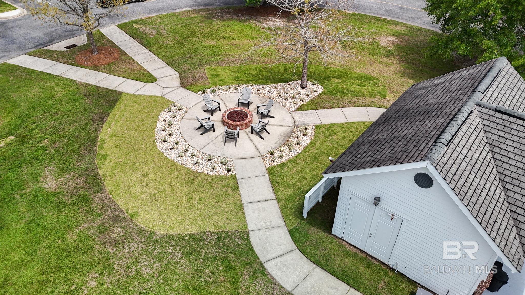 1041 Snapdragon Lane