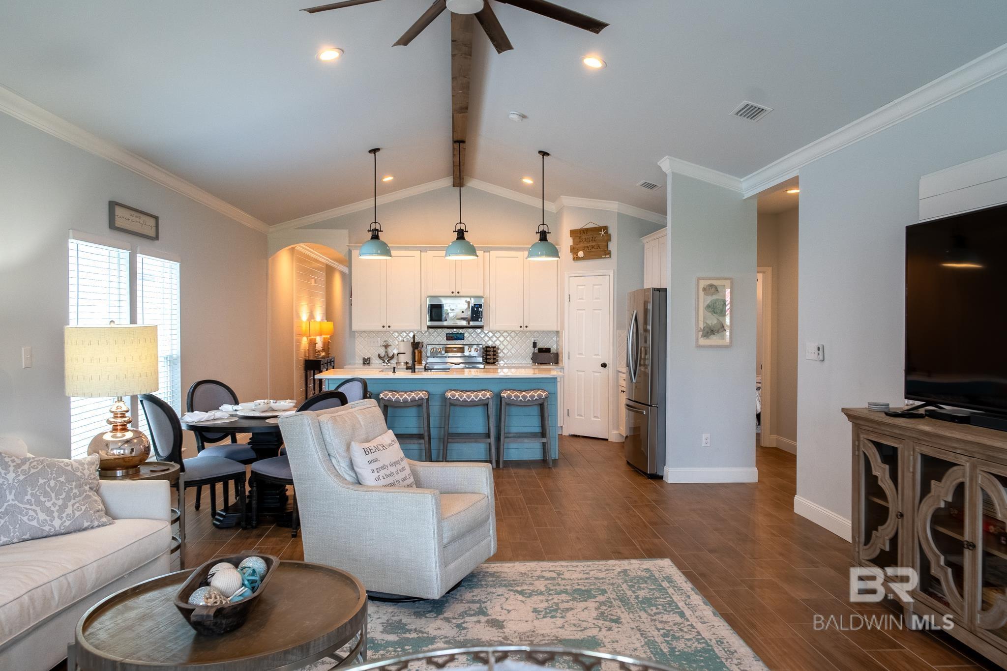 1041 Snapdragon Lane
