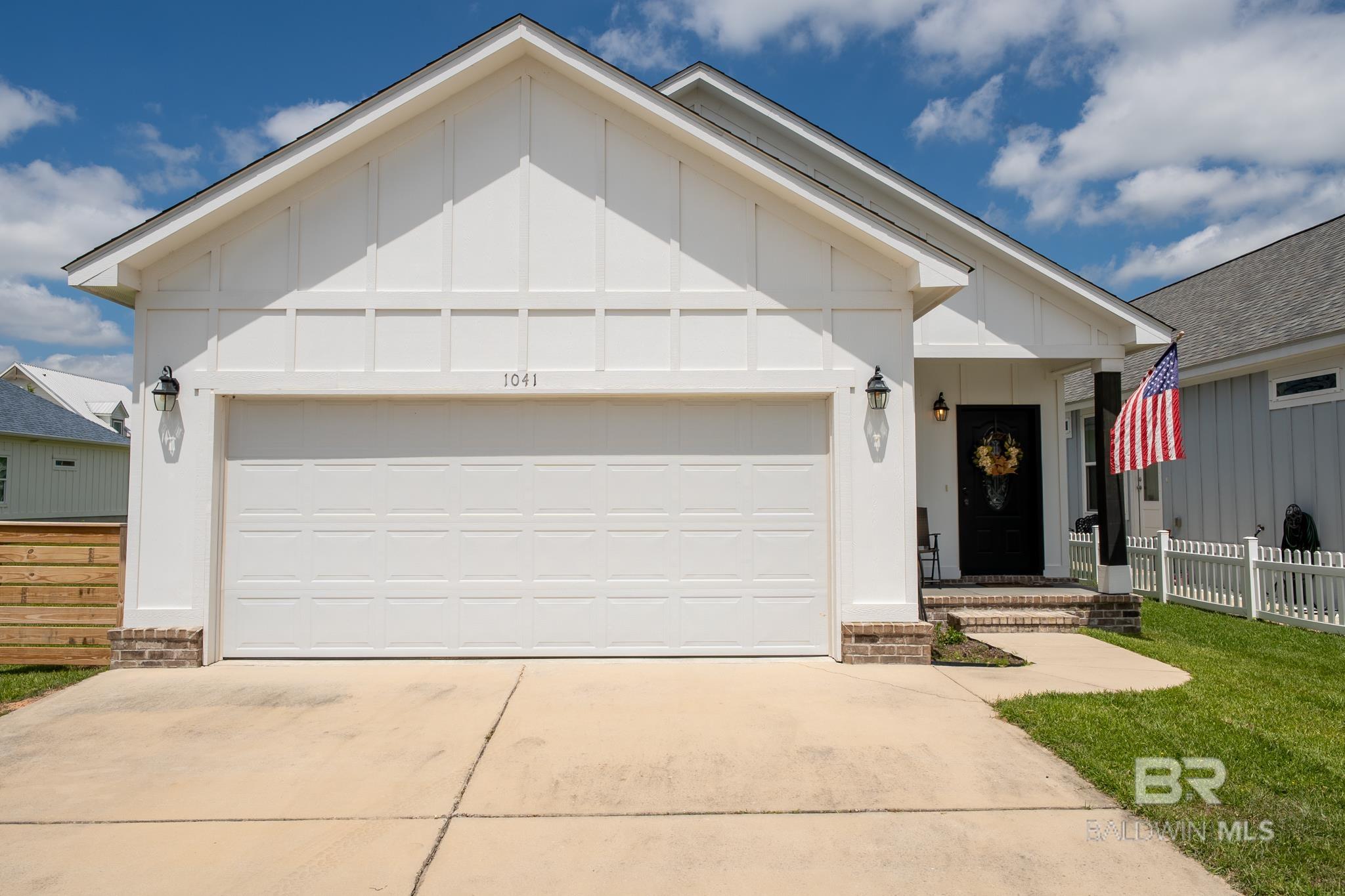 1041 Snapdragon Lane
