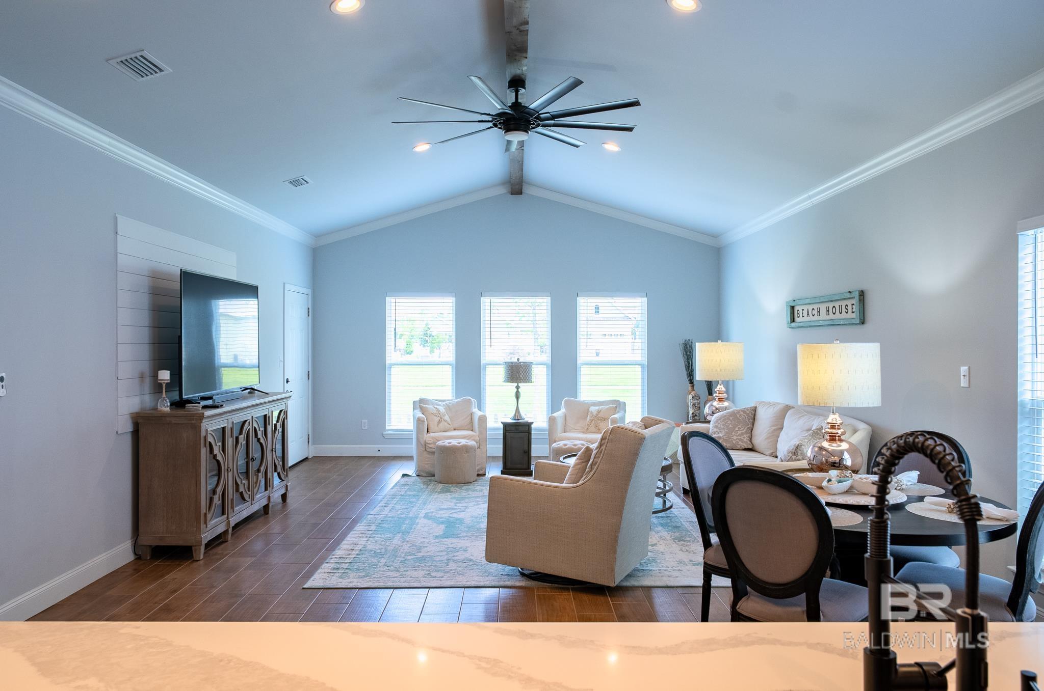 1041 Snapdragon Lane