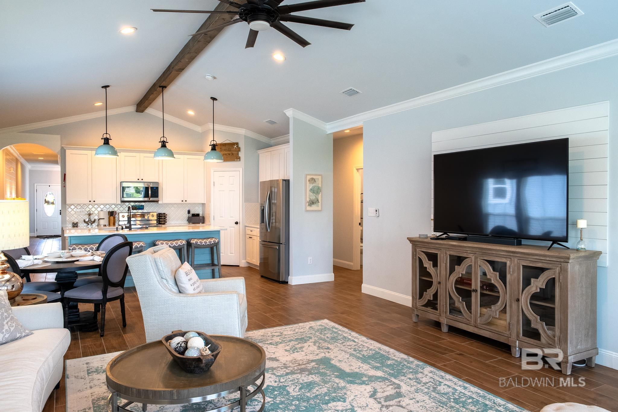 1041 Snapdragon Lane