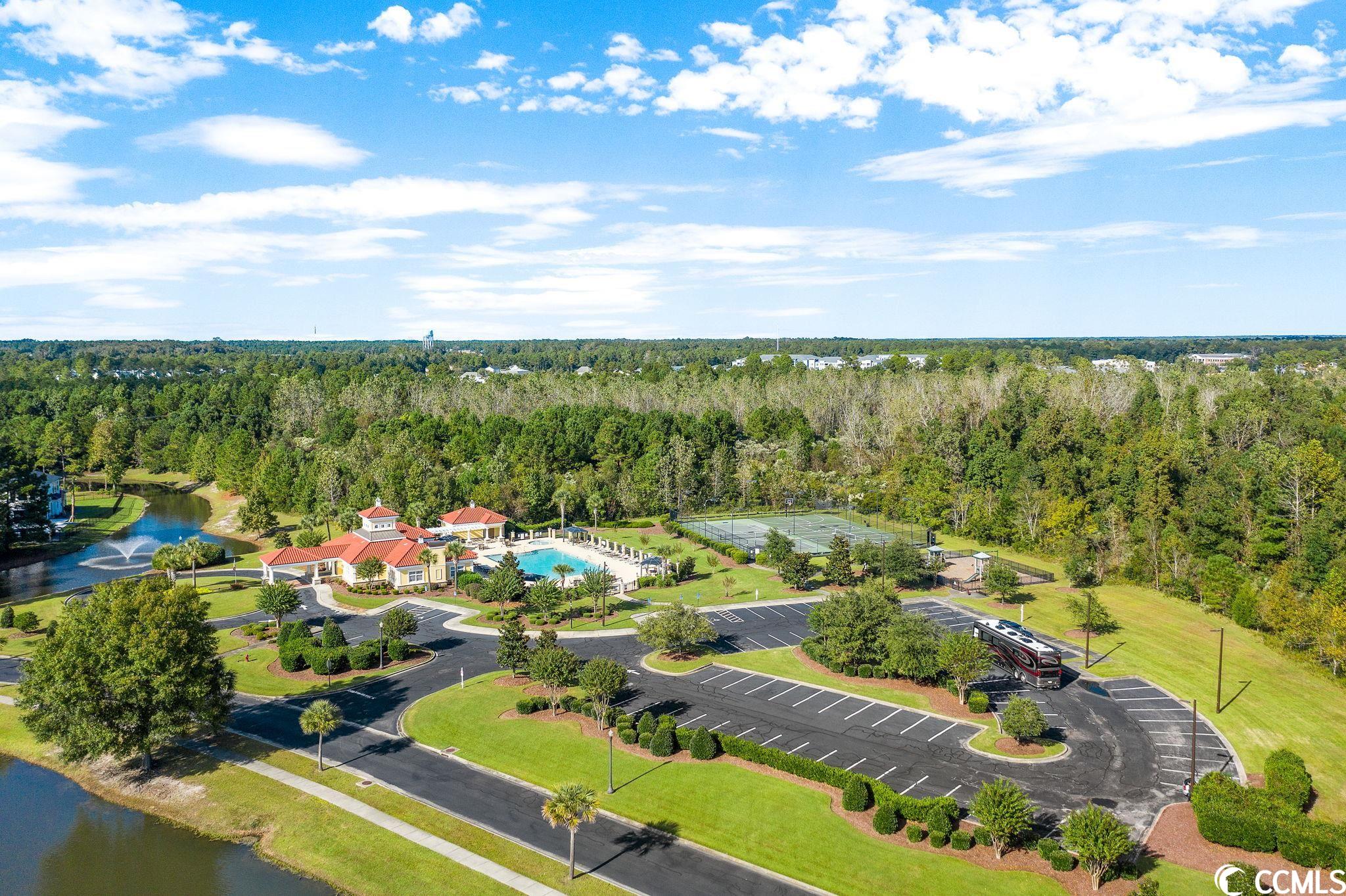897 Bluffview Dr.