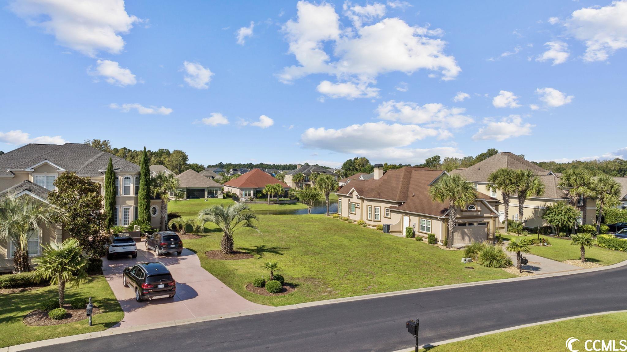 961 Bluffview Dr.