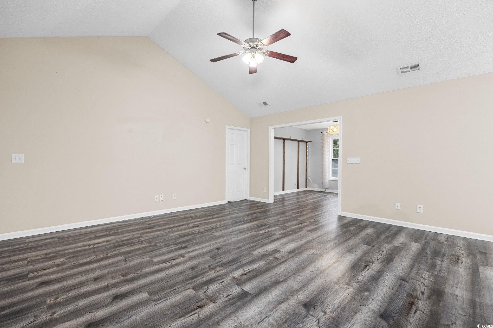 709 West Perry Rd.
