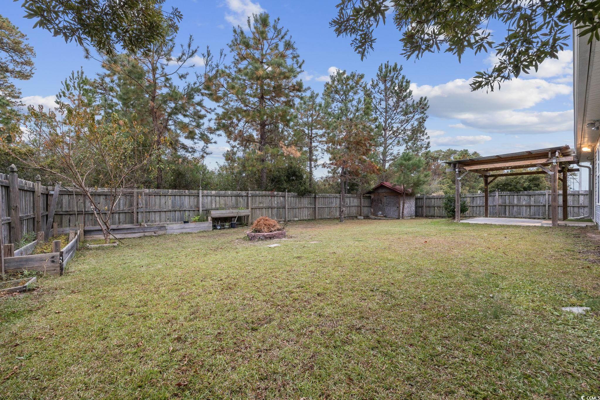 709 West Perry Rd.