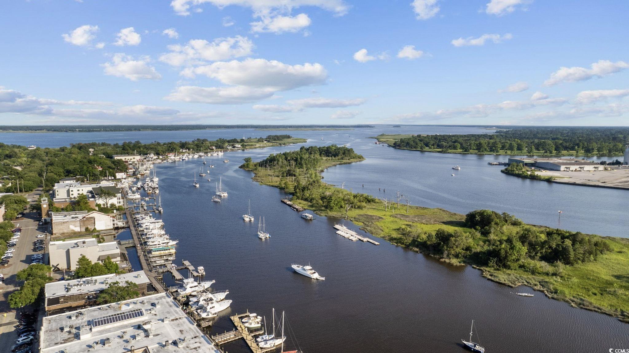 172 Commanders Island Dr.