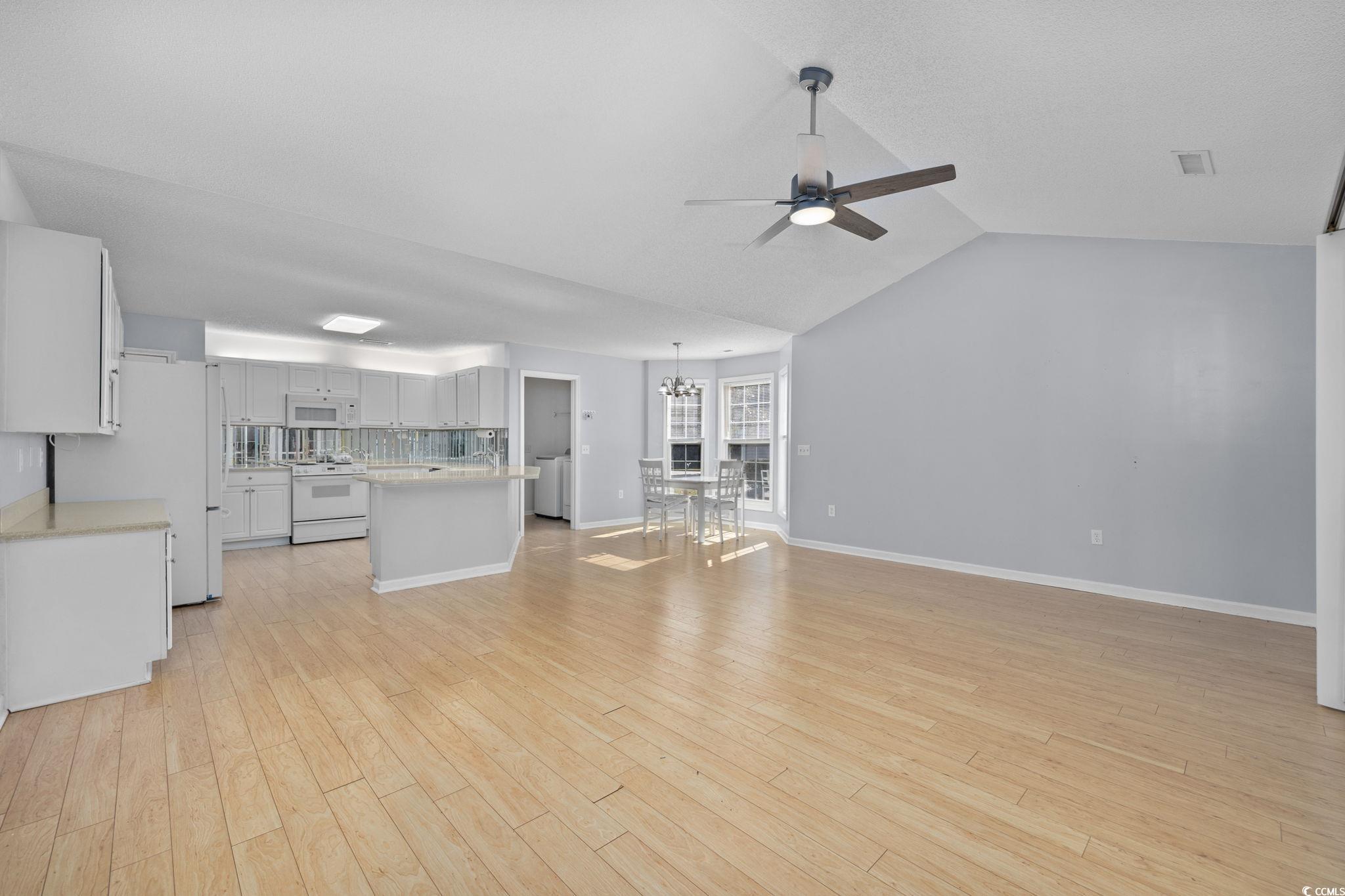 324 Chastain Ct.