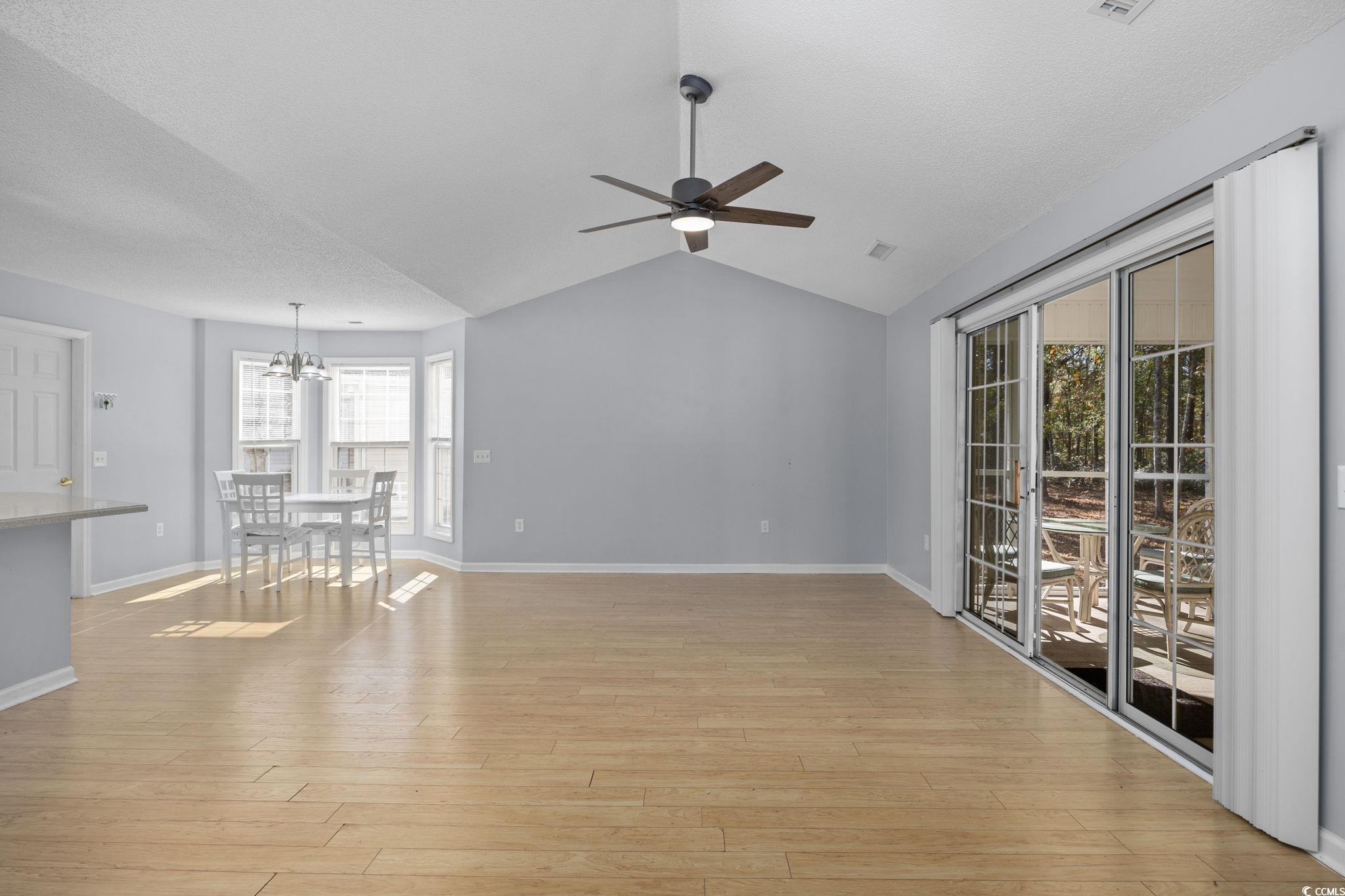 324 Chastain Ct.
