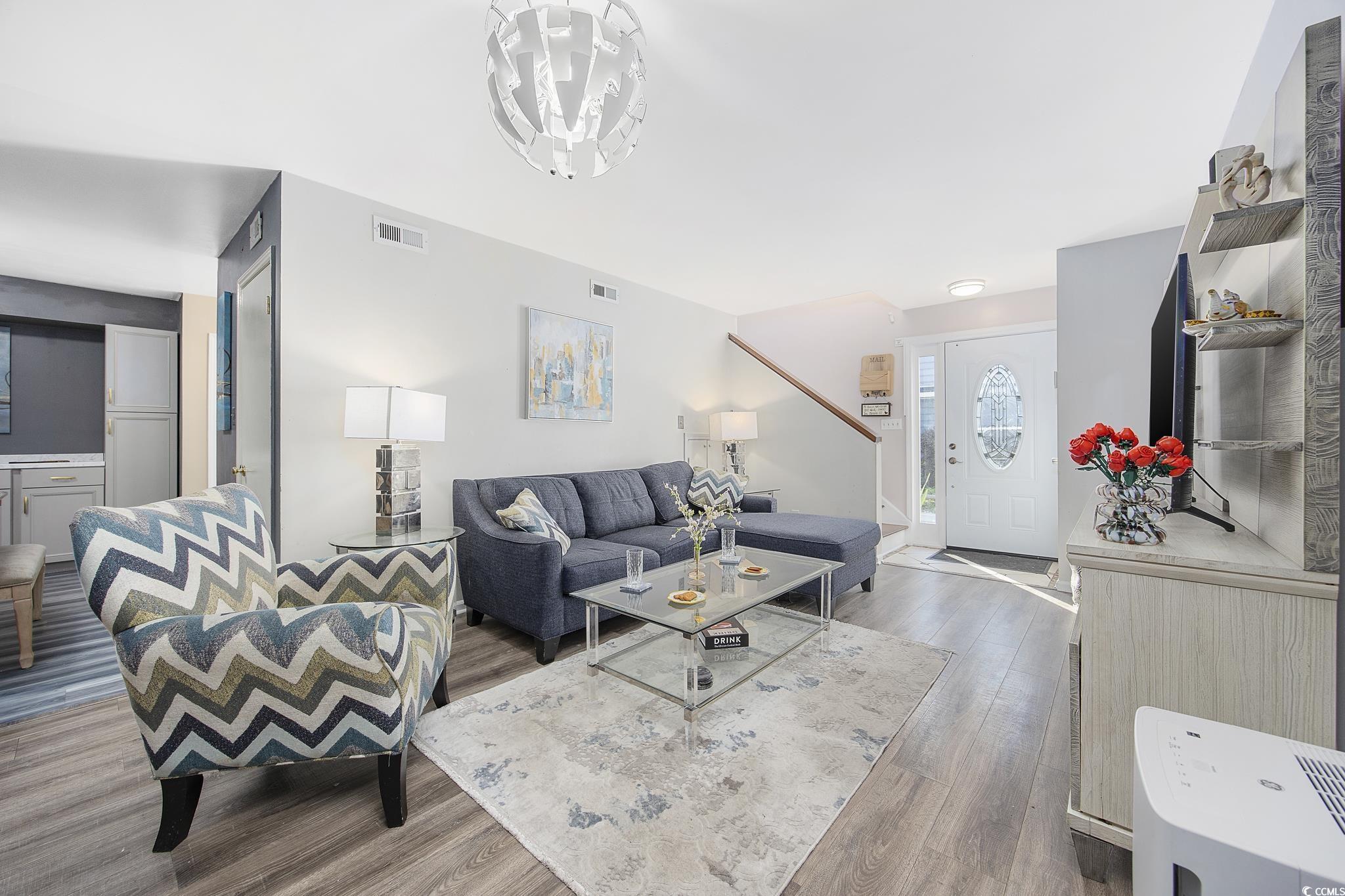600 N 36th Ave. N Unit: B