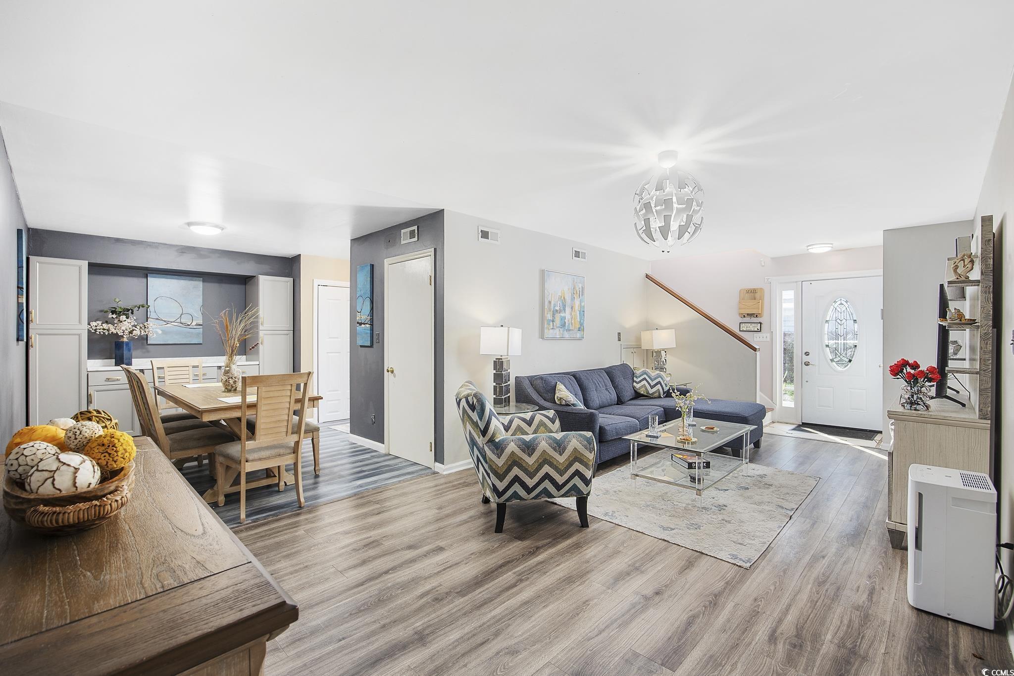 600 N 36th Ave. N Unit: B