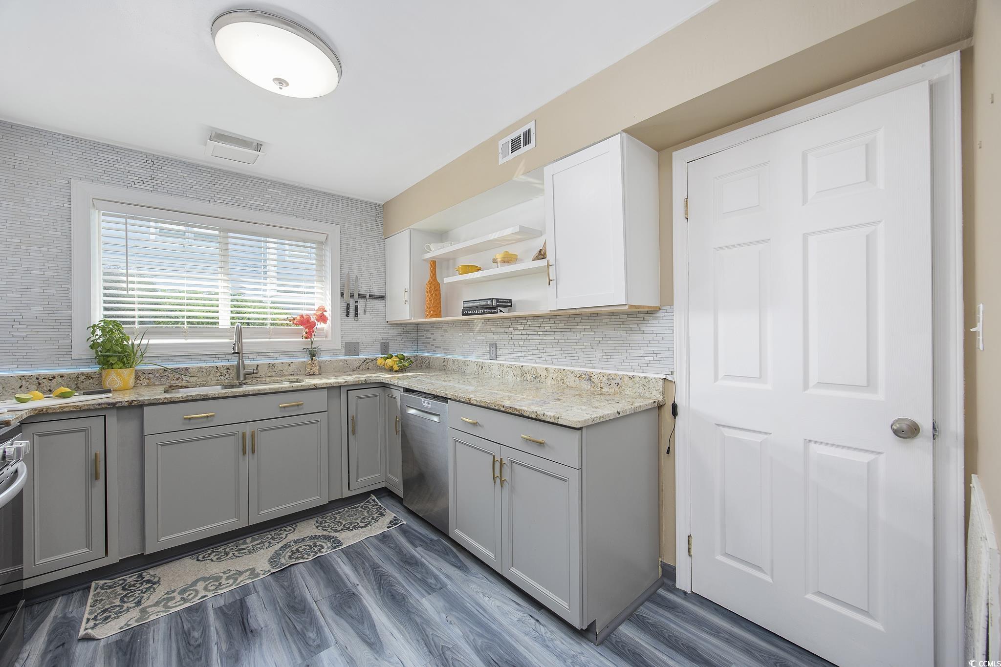 600 N 36th Ave. N Unit: B