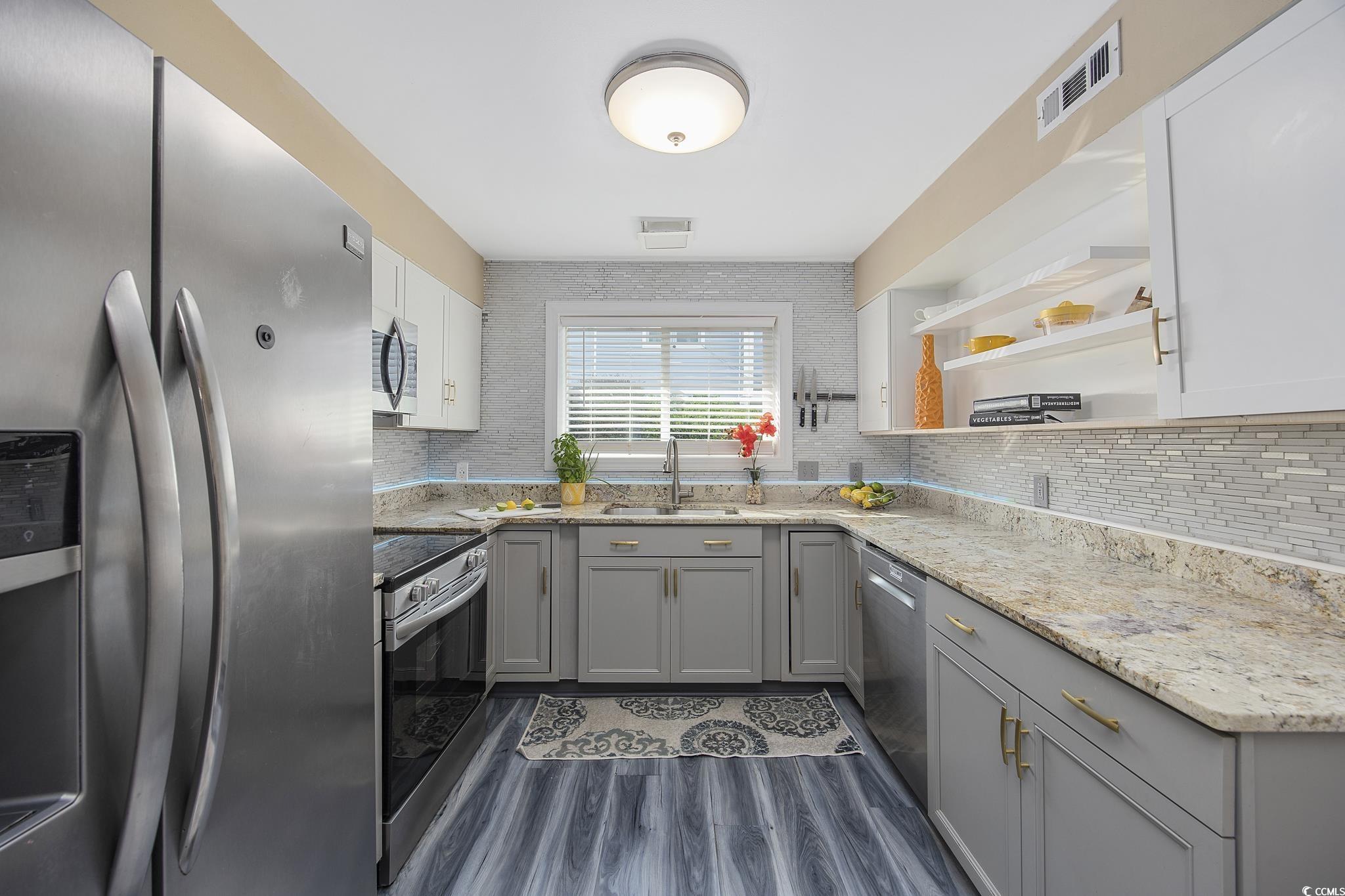 600 N 36th Ave. N Unit: B