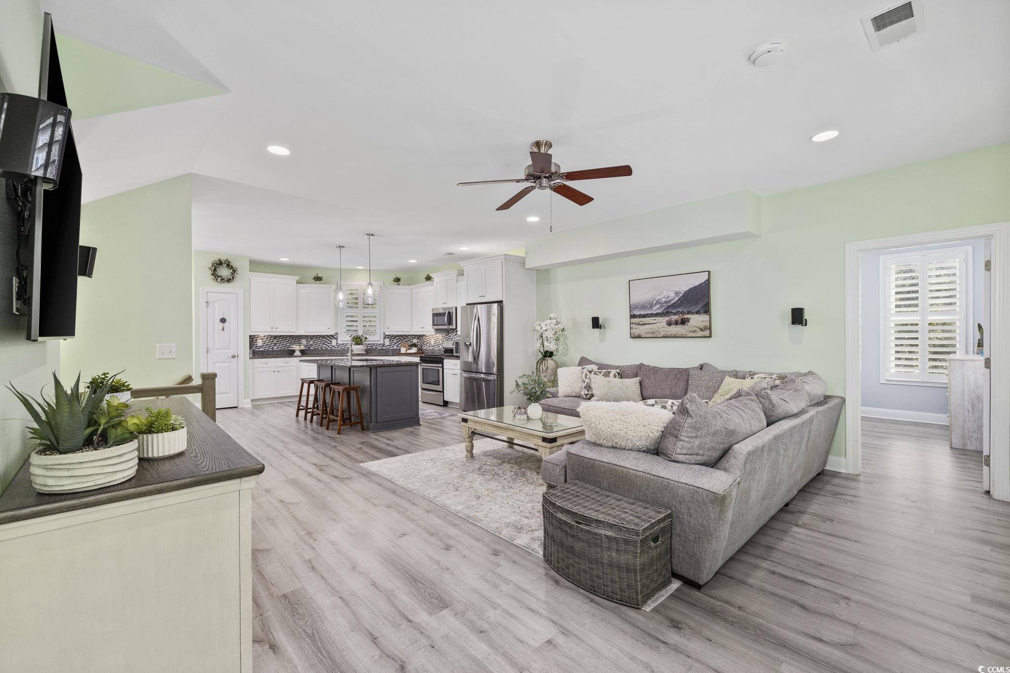 133 Charles Towne Ln.