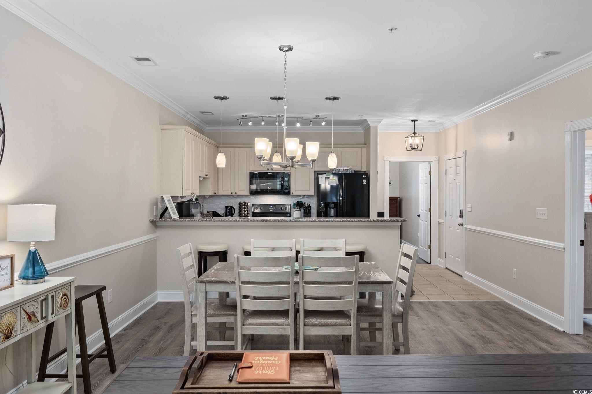 4869 Luster Leaf Circle Unit: 104