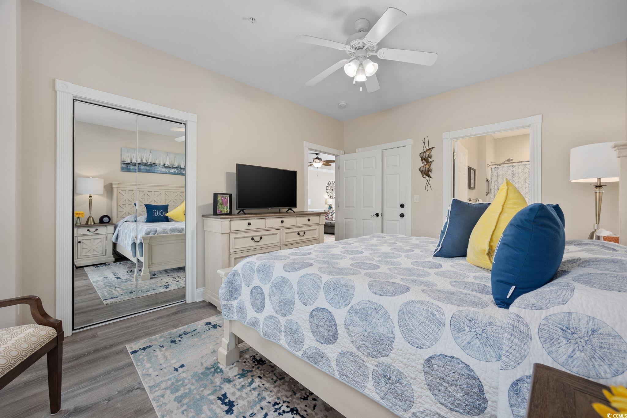 4869 Luster Leaf Circle Unit: 104