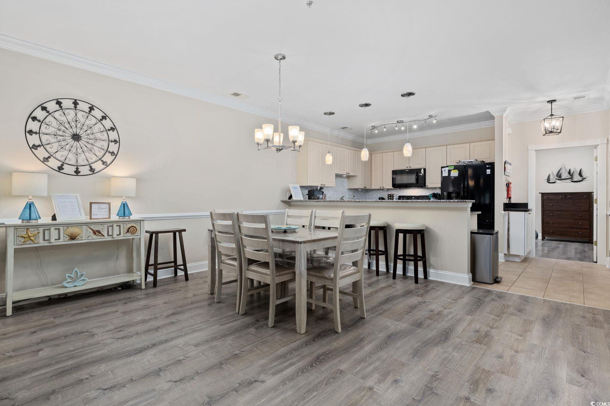 4869 Luster Leaf Circle Unit: 104