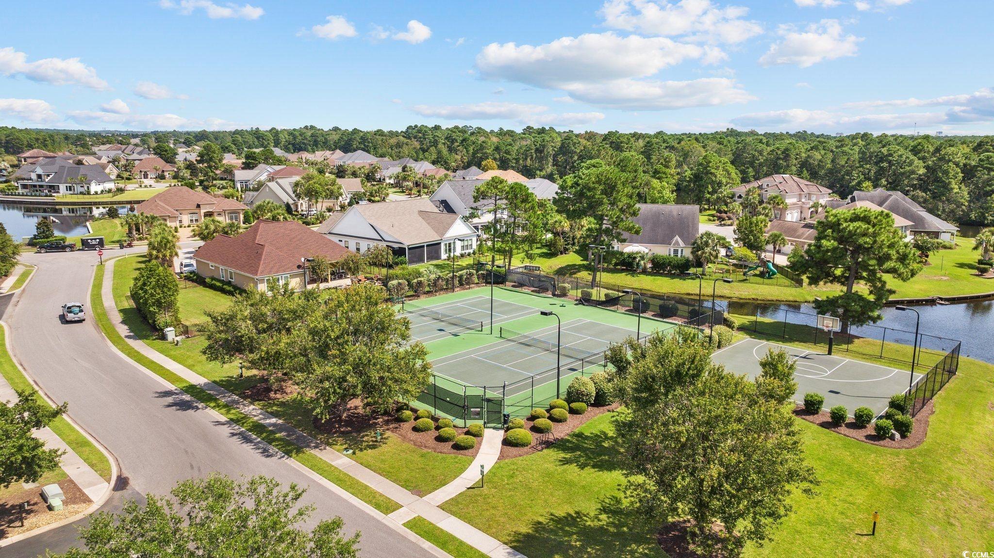 568 Walcott Dr.