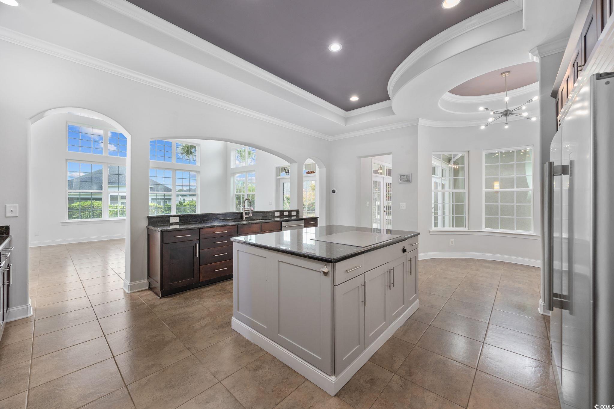 914 Bluffview Dr.