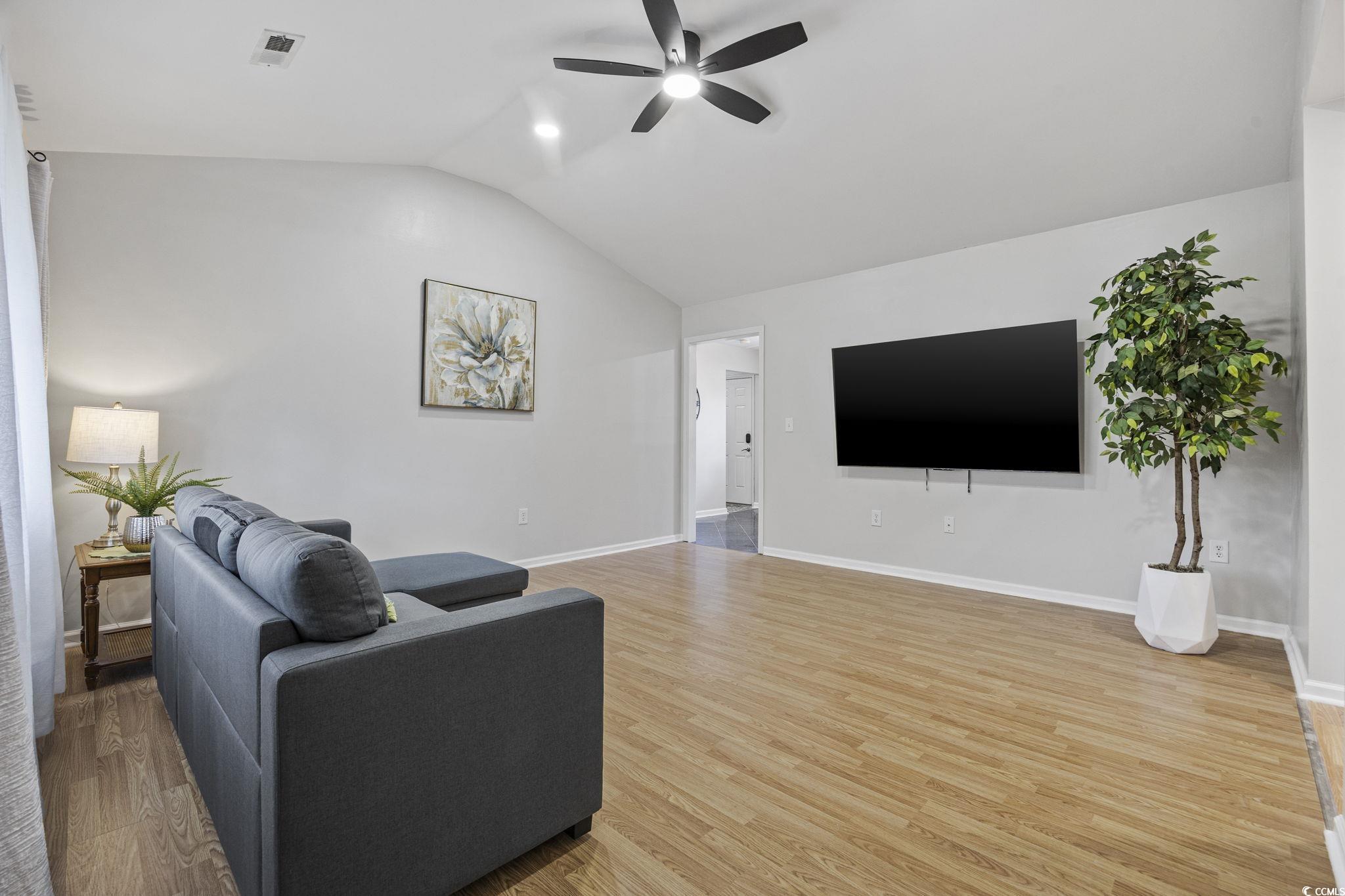706 Jamie Ln.