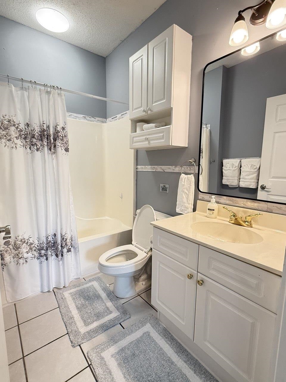 4856 Carnation Circle Unit: 204