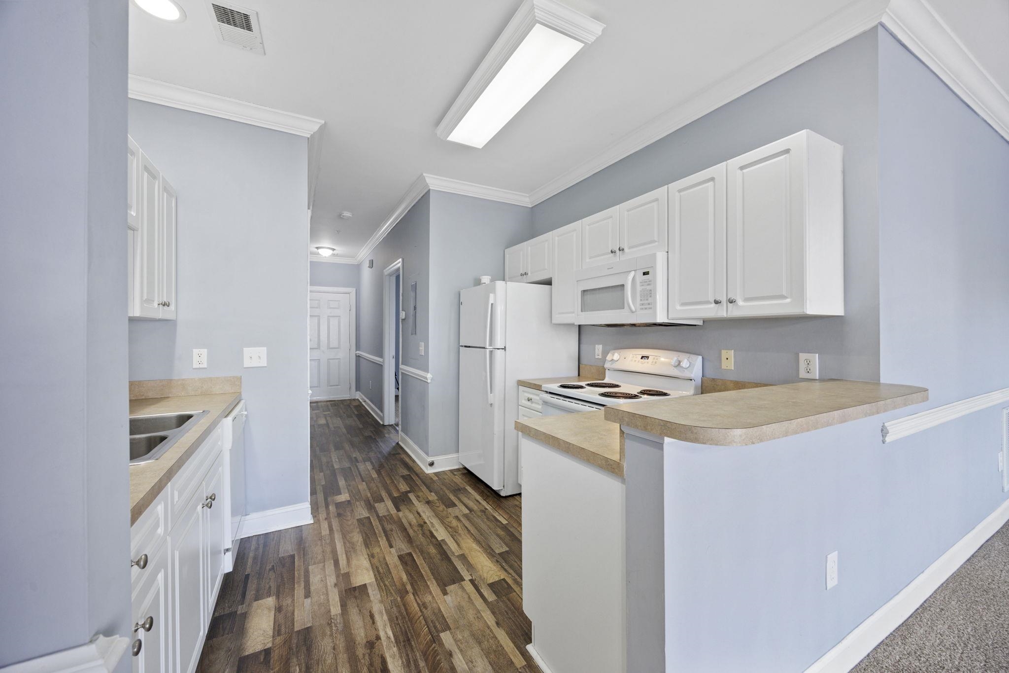 4878 Dahlia Ct. Unit: 203