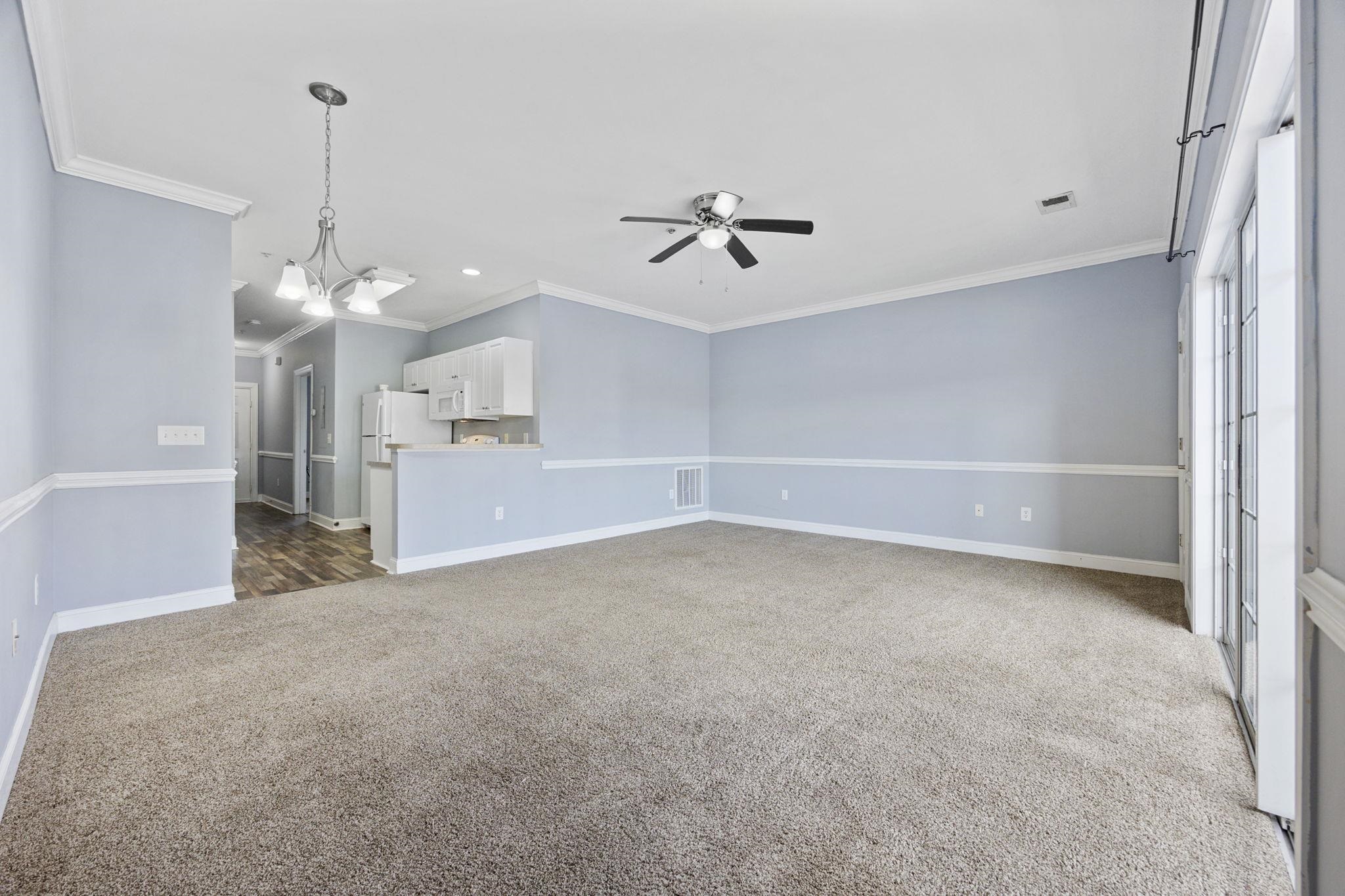 4878 Dahlia Ct. Unit: 203