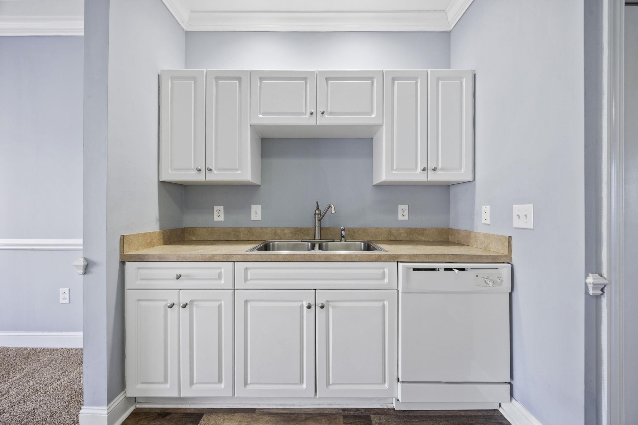 4878 Dahlia Ct. Unit: 203