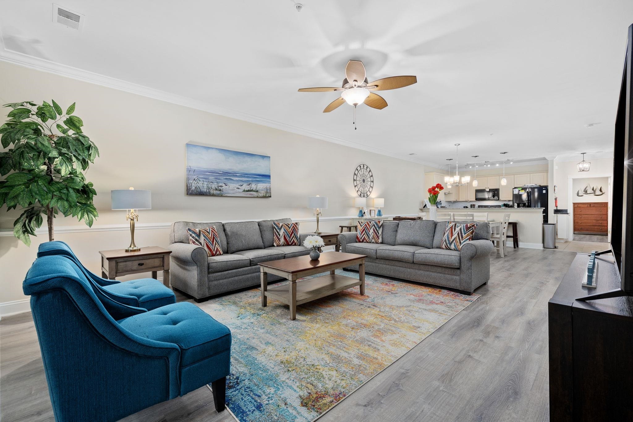 4869 Luster Leaf Circle Unit: 104