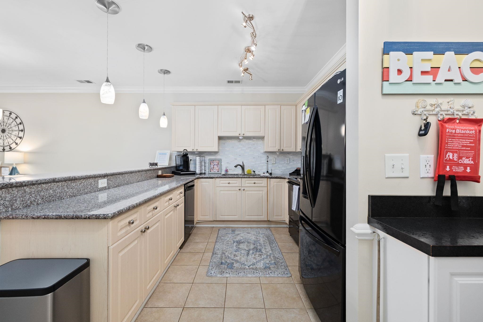 4869 Luster Leaf Circle Unit: 104