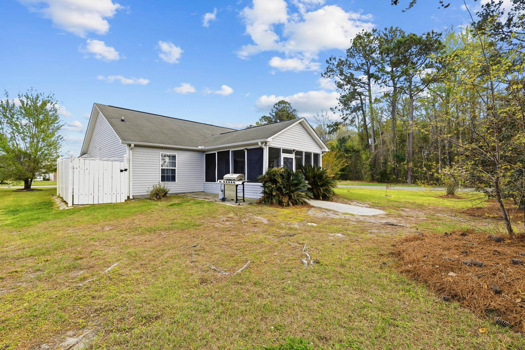 801 Sultana Dr.