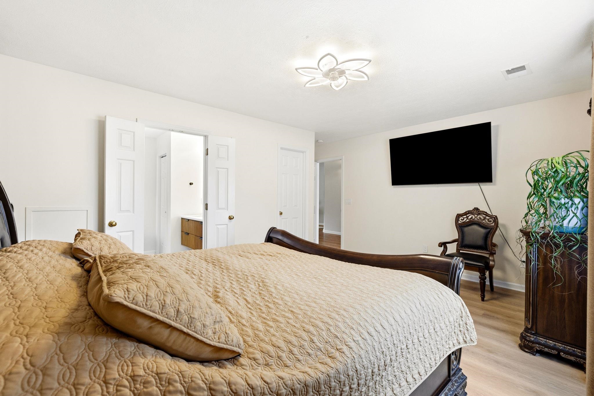 801 Sultana Dr.