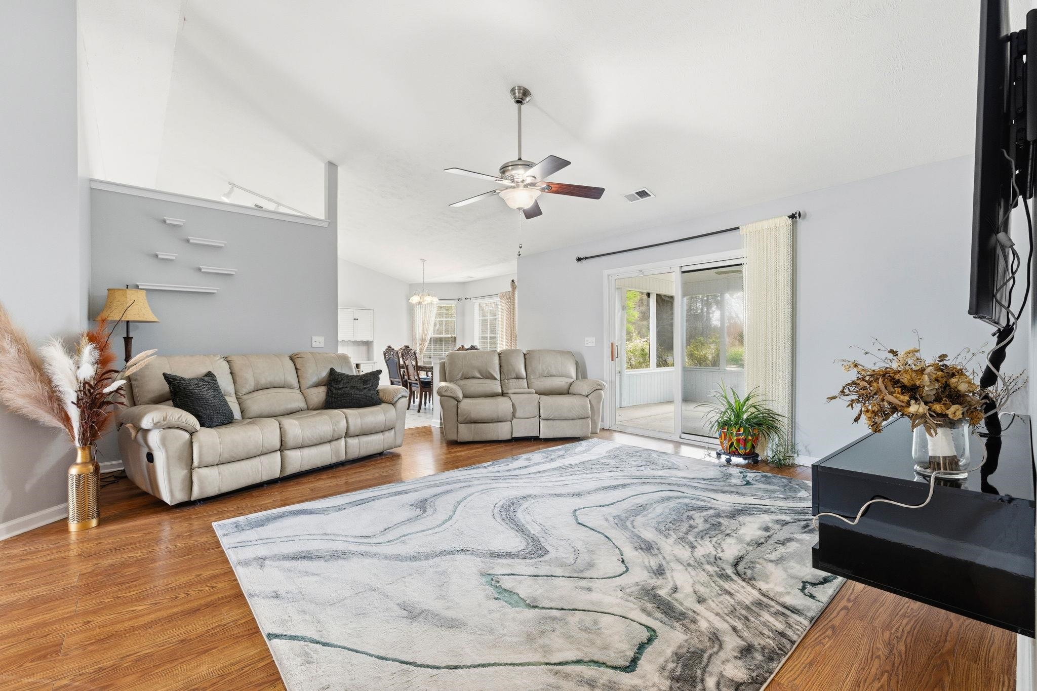 801 Sultana Dr.