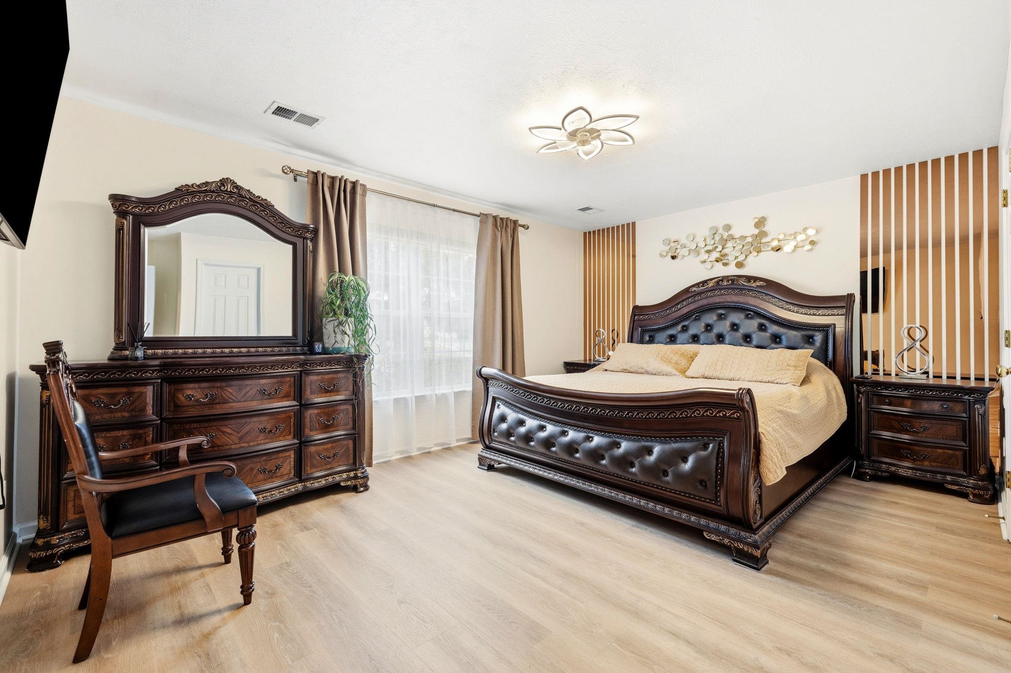 801 Sultana Dr.