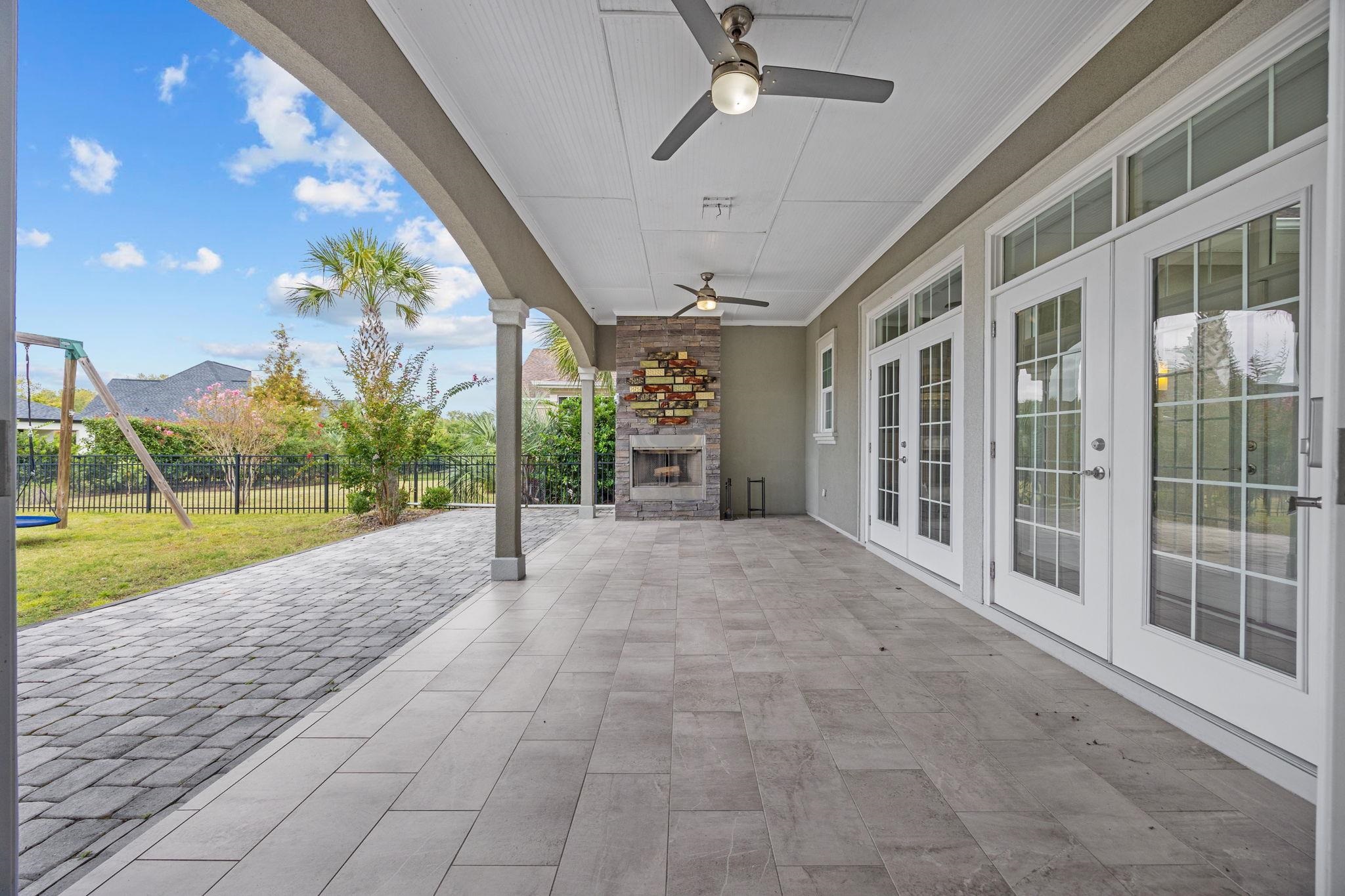 914 Bluffview Dr.