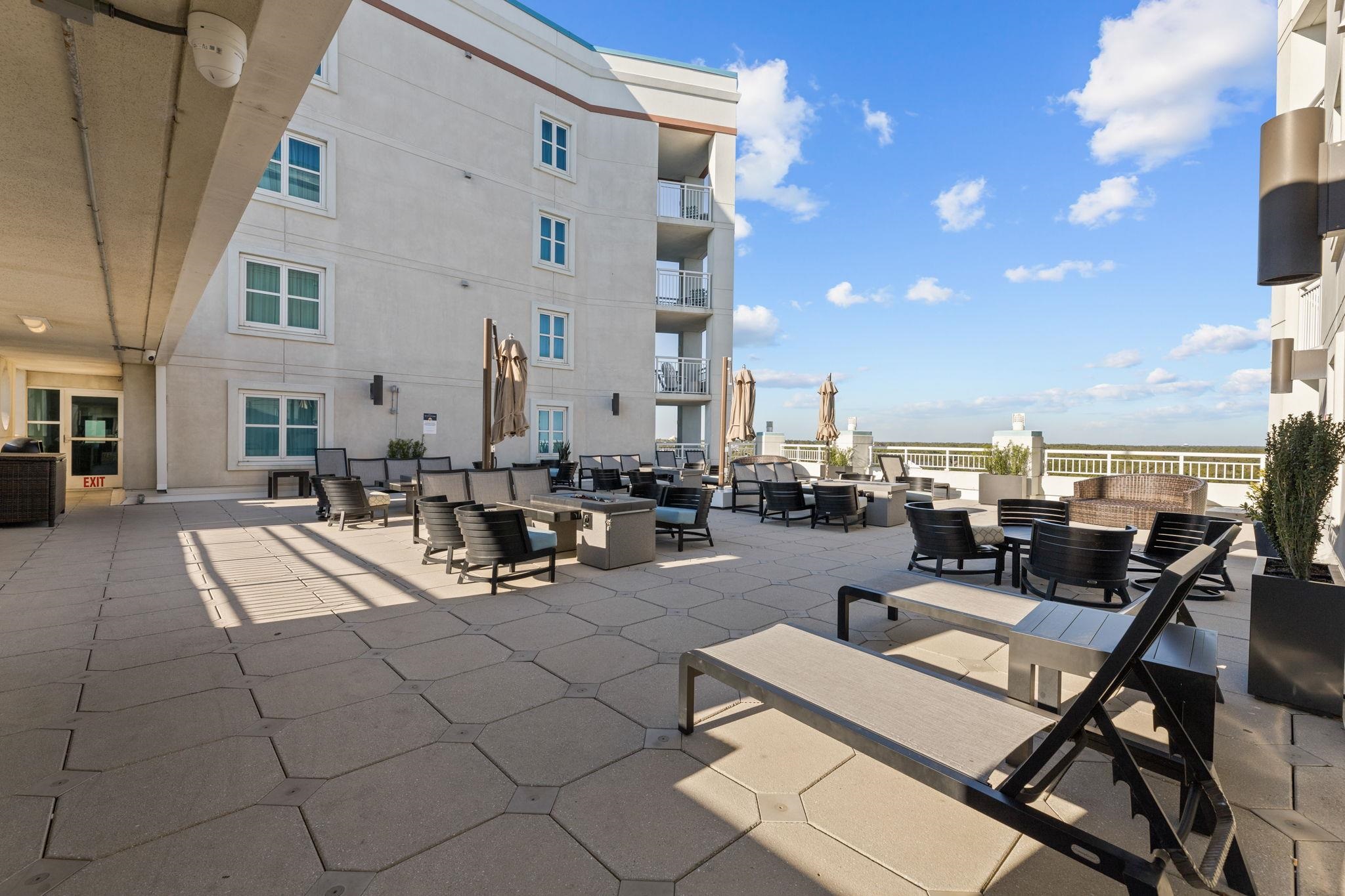 215 77th Ave. N Unit: 402