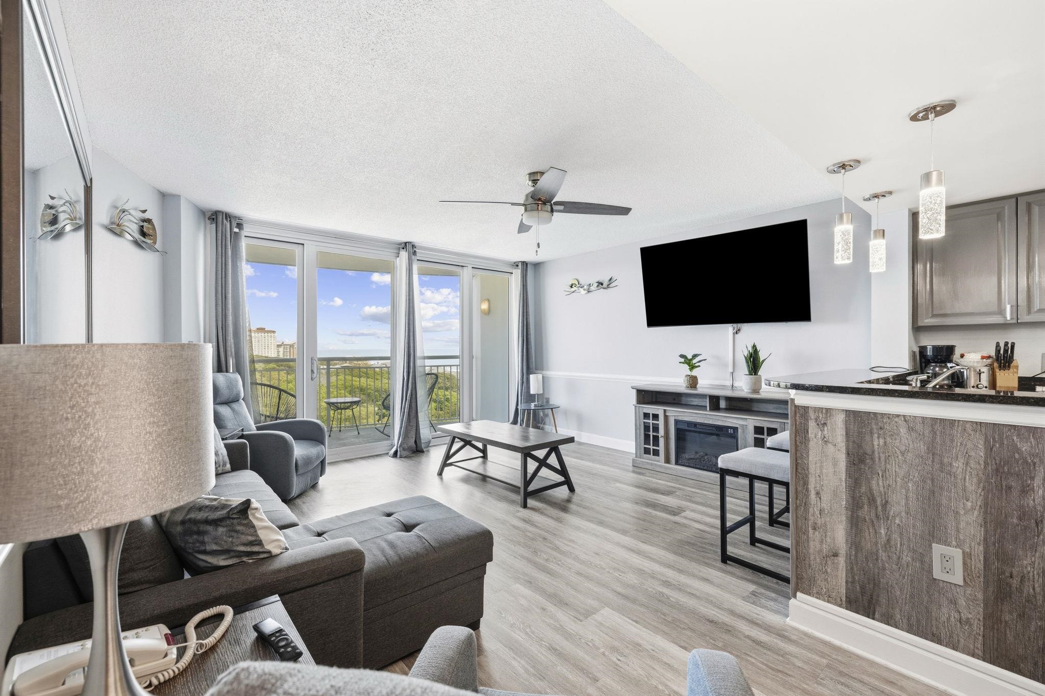 215 77th Ave. N Unit: 402