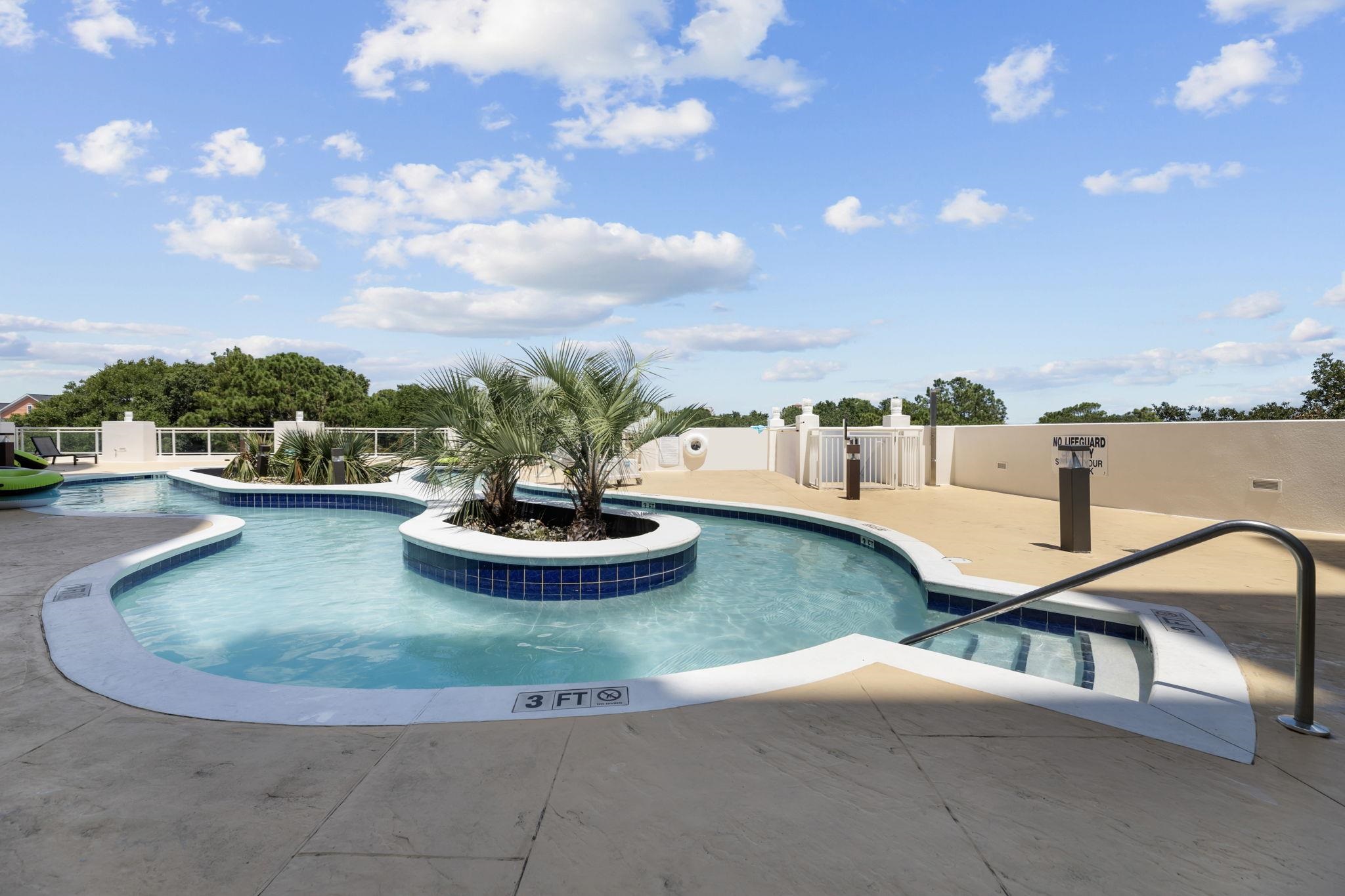 215 77th Ave. N Unit: 402